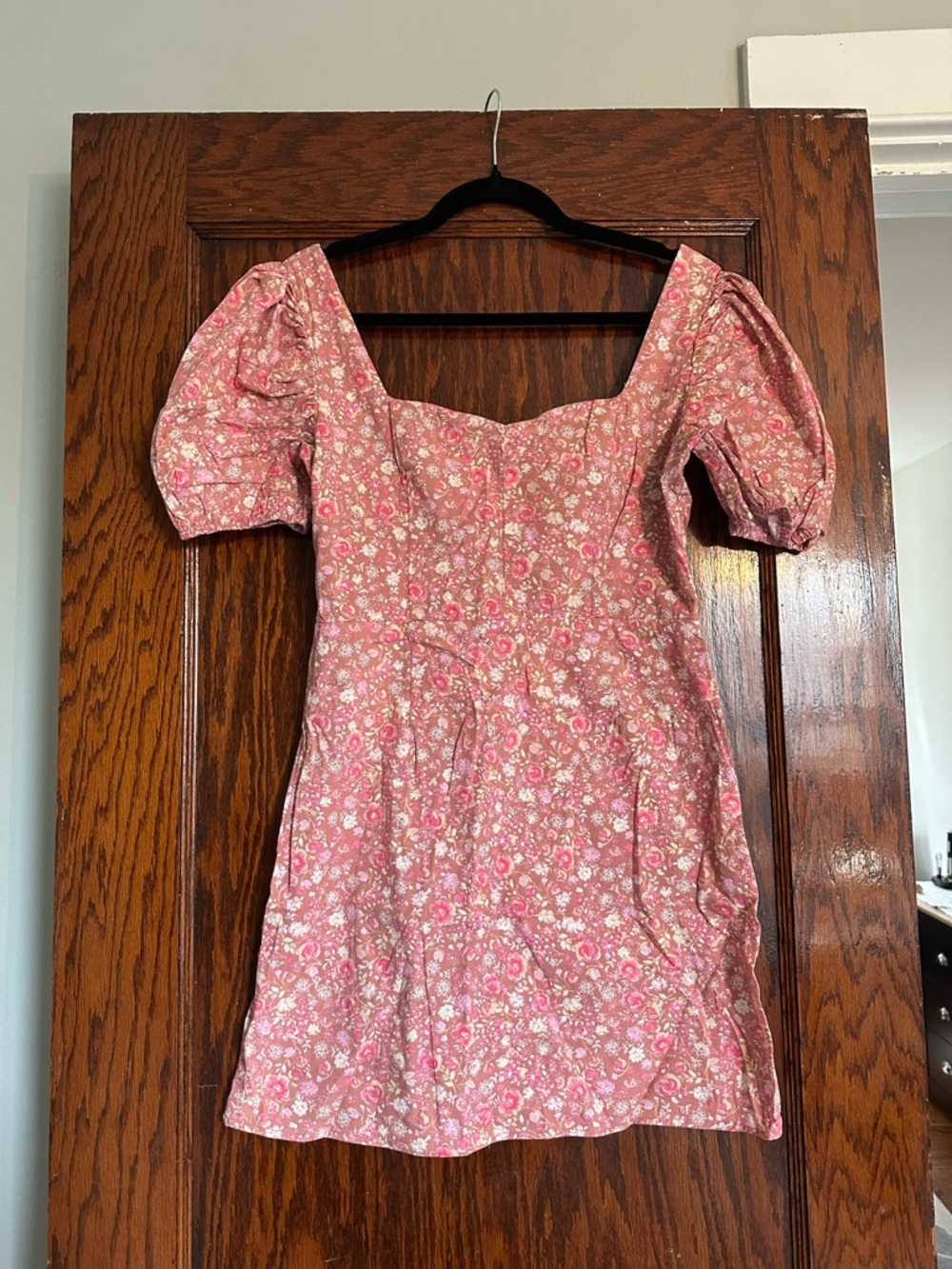 Pink Floral Mini Dress with Puff Sleeves